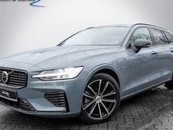 Grau Gebraucht 2022 Volvo V60 Plus Kombi | 36.890 € (Guter Preis)