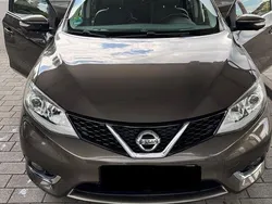 Braun Gebraucht 2017 Nissan Pulsar N-Connecta Limousine | 8.800 € (Guter Preis)