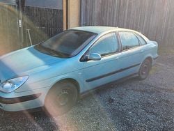 Grün Gebraucht 2002 Citroën C5 Limousine | 400 € (Guter Preis)