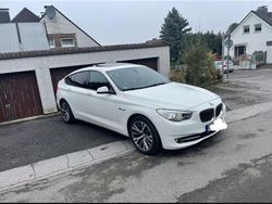 Weiß Gebraucht 2010 BMW 530 Gran Turismo Performance Limousine | 15.500 € (Fairer Preis)