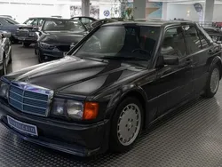 Blauschwarz Gebraucht 1992 Mercedes 190 Limousine | 27.600 €