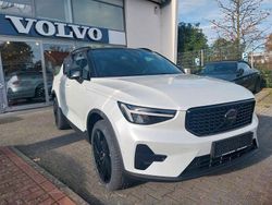 Crystal white / metallic Neu 2025 Volvo XC40 Ultra SUV | 46.900 € (Teuer)