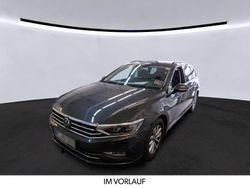 Grau Gebraucht 2022 VW Passat Kombi | 19.590 € (Guter Preis)