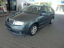 Blau Gebraucht 2004 Skoda Fabia Ambiente Kombi | 1.350 € (Fairer Preis)