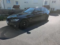 Schwarz Gebraucht 2010 BMW 320 Kombi | 6.300 € (Teuer)