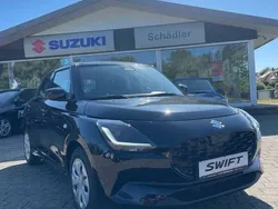 Schwarz Neu 2025 Suzuki Swift Club Kleinwagen | 19.890 €