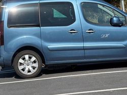 Blau Gebraucht 2015 Citroën Berlingo Van / Kleinbus | 12.500 €