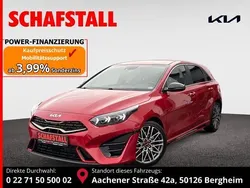 Rot ((aa9) infrarot met.) Gebraucht 2024 Kia Ceed GT Limousine | 28.979 € (Guter Preis)