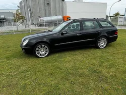 Schwarz Gebraucht 2006 Mercedes E500 Kombi | 6.399 €
