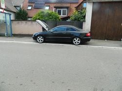 Schwarz Gebraucht 2004 Mercedes CLK500 Coupé | 12.200 € (Etwas zu teuer)