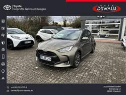 Gebraucht 2024 Toyota Yaris Hybrid Team Kleinwagen | 25.990 € (Etwas zu teuer)