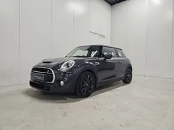 Grau Gebraucht 2018 Mini Cooper S Kleinwagen | 17.990 € (Etwas zu teuer)