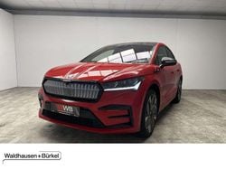 Velvetrot (metallic) Gebraucht 2025 Skoda Enyaq iV RS SUV | 46.950 € (Superpreis)