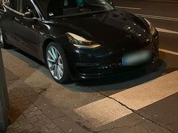 Schwarz Gebraucht 2019 Tesla Model 3 Long Range AWD Limousine | 20.800 € (Fairer Preis)