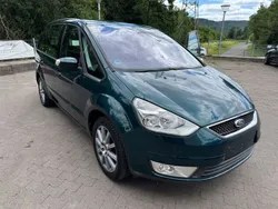 Grün Gebraucht 2008 Ford Galaxy Ghia Van / Kleinbus | 1.990 € (Guter Preis)