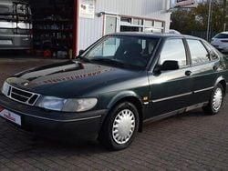 Grün Gebraucht 1994 Saab 900 Limousine | 990 €
