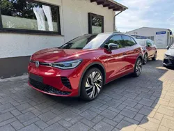 Kings red metallic Gebraucht 2023 VW ID.4 GTX SUV | 35.990 € (Superpreis)