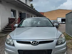 Silber Gebraucht 2010 Hyundai i30 Limousine | 2.499 € (Guter Preis)