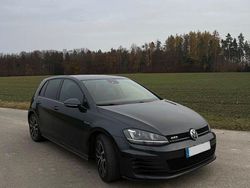 Grau Gebraucht 2014 VW Golf VII GTD Limousine | 14.100 € (Teuer)