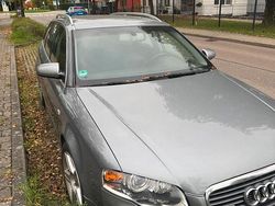 Silber Gebraucht 2005 Audi A4 Kombi | 2.900 €