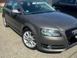 Grau Gebraucht 2012 Audi A3 Sportback Ambition Limousine | 7.990 € (Fairer Preis)