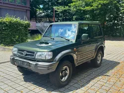 Grün Gebraucht 2001 Hyundai Galloper SUV | 3.900 €