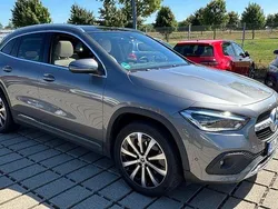 Grau Gebraucht 2021 Mercedes GLA250 SUV | 32.900 € (Guter Preis)