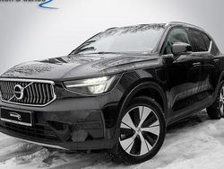 Black solid stone Gebraucht 2022 Volvo XC40 Core SUV | 29.890 € (Guter Preis)