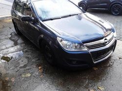 Grau Gebraucht 2007 Opel Astra Kombi | 1.200 € (Guter Preis)
