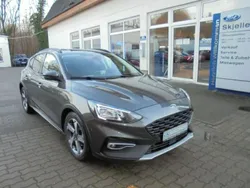 Magneticgrau (metallic) Gebraucht 2020 Ford Focus Active Limousine | 17.840 € (Fairer Preis)