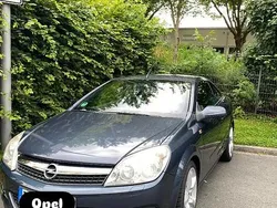 Blau Gebraucht 2008 Opel Astra Cabriolet Cabrio | 4.100 € (Etwas zu teuer)