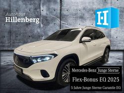 Weiß Gebraucht 2024 Mercedes EQA300 Advanced SUV | 33.900 € (Guter Preis)