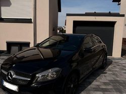 Schwarz Gebraucht 2016 Mercedes A180 Urban Limousine | 10.850 € (Fairer Preis)