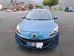 Blau Gebraucht 2011 Mazda 3 Limousine | 10.100 € (Fairer Preis)