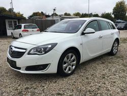 Weiß Gebraucht 2016 Opel Insignia Business Innovation Kombi | 8.999 € (Guter Preis)