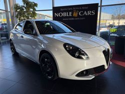 Weiß Gebraucht 2018 Alfa Romeo Giulietta Kleinwagen | 16.380 € (Etwas zu teuer)