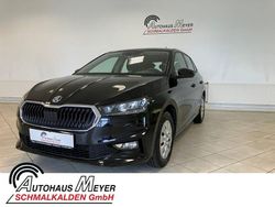 Schwarzmagic perleffekt Gebraucht 2024 Skoda Fabia Selection Kleinwagen | 17.630 € (Fairer Preis)