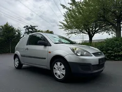 Silber Gebraucht 2009 Ford Fiesta Kleinwagen | 1.990 € (Guter Preis)