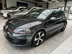 Grau Gebraucht 2015 VW Golf VII GTI Limousine | 13.550 € (Fairer Preis)