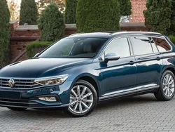 Blau Gebraucht 2022 VW Passat Elegance Kombi | 29.900 € (Fairer Preis)