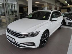 Weiß Gebraucht 2021 VW Passat Business Kombi | 19.980 € (Guter Preis)