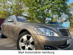 Sanidinbeige metalliclack Gebraucht 2009 Mercedes S500 Limousine | 24.500 €