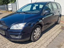 Blau Gebraucht 2007 Ford Focus Kombi | 1.450 € (Guter Preis)