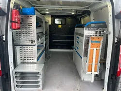 Weiß Gebraucht 2016 Ford Transit Custom Van / Kleinbus | 9.500 € (Teuer)