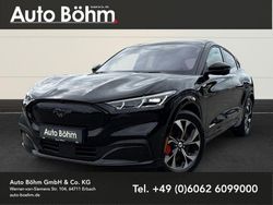 Schwarz(metallic) Gebraucht 2022 Ford Mustang Mach-E SUV | 31.930 € (Fairer Preis)