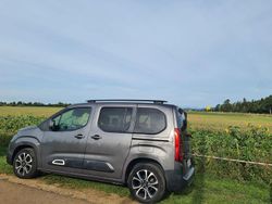 Grau Gebraucht 2019 Citroën Berlingo Shine Van / Kleinbus | 19.400 € (Fairer Preis)