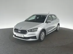 Silber Gebraucht 2022 Skoda Fabia Active Limousine | 14.760 € (Fairer Preis)