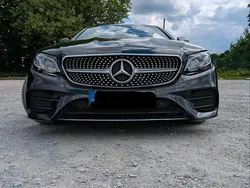 Schwarz Gebraucht 2019 Mercedes E220 AMG line Coupé | 33.100 € (Fairer Preis)
