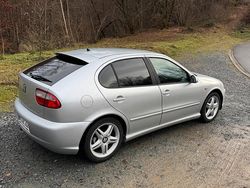 Silber Gebraucht 2003 Seat Leon Sport Kleinwagen | 3.700 € (Etwas zu teuer)