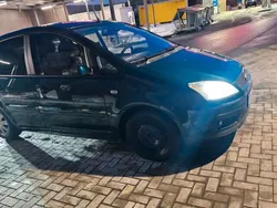 Grün Gebraucht 2006 Ford C-MAX Van / Kleinbus | 2.700 €